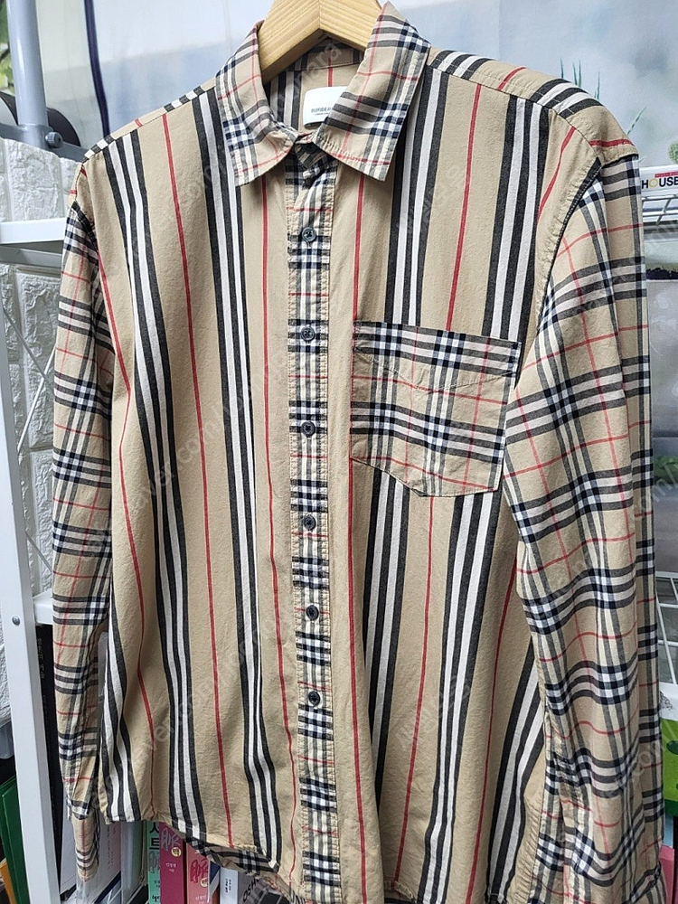 버버리 체크 봄가을 남성셔츠 포켓 긴팔셔츠 (100) MG48--1
