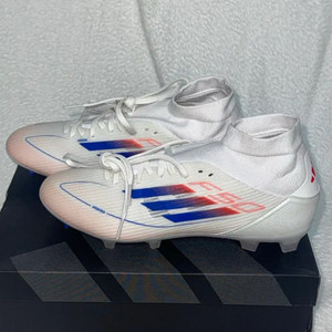 260 아디다스 F50 Mid FG/MG 축구화 (택 있음)