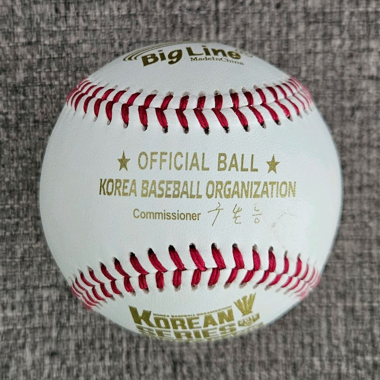 2015년 한국시리즈 공인구, 야구공 이미지