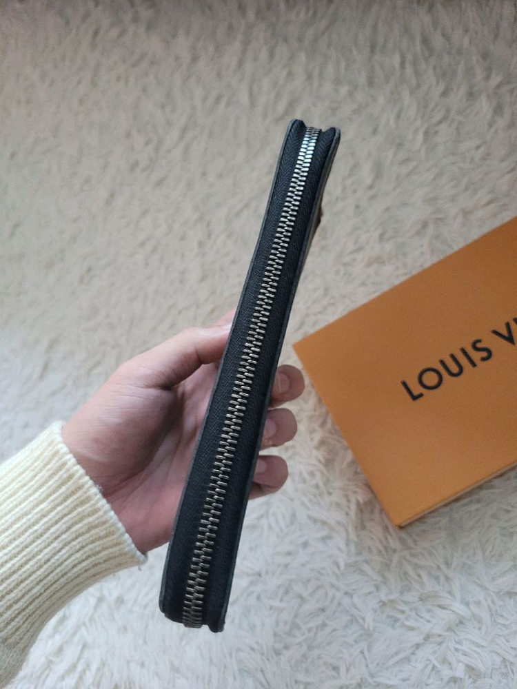 루이비통 장지갑--2