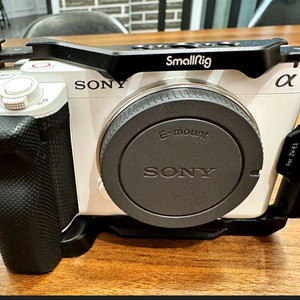 소니 ZV-E1 카메라 + 스몰리그 그립 세트