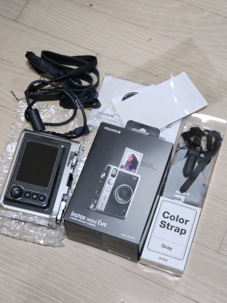 후지필름 인스탁스 미니 에보 블랙 풀박스 (5핀)--2