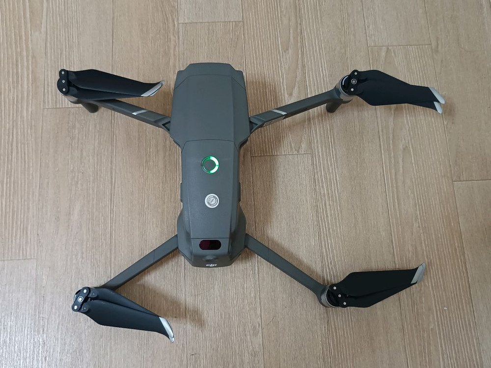 DJI Mavic 2 Pro 드론 이미지
