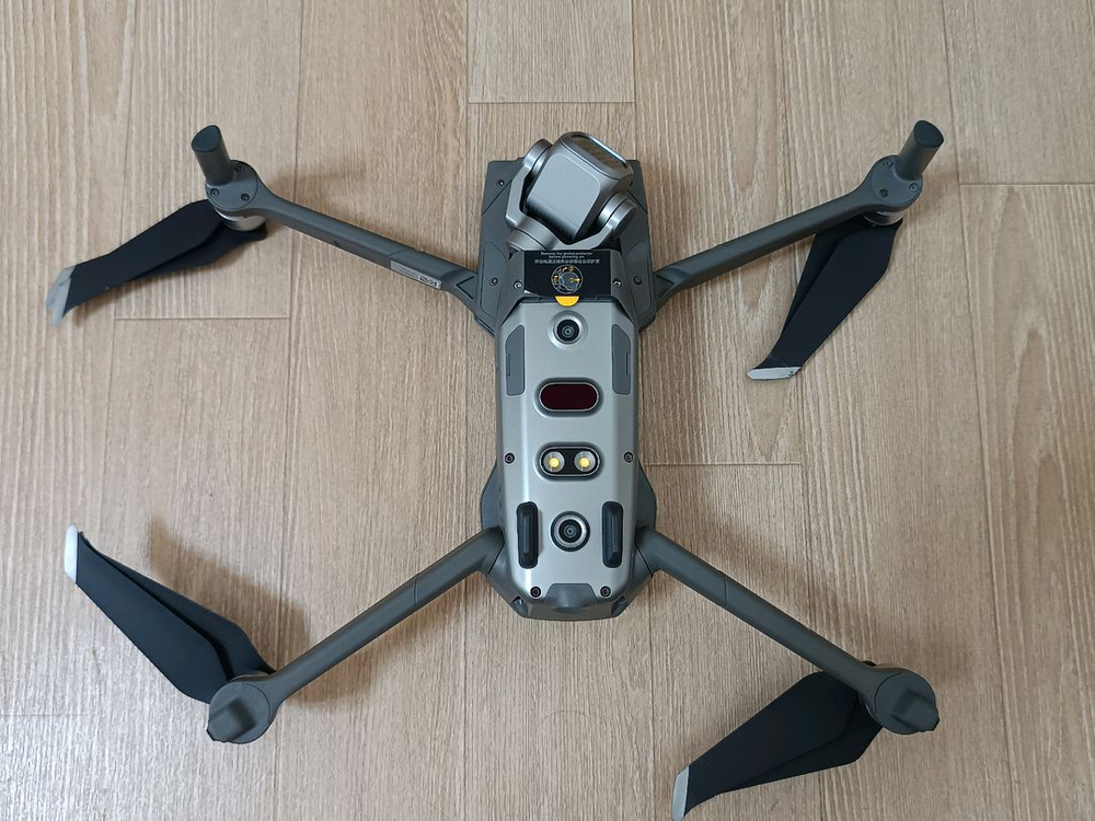 DJI Mavic 2 Pro 드론 이미지