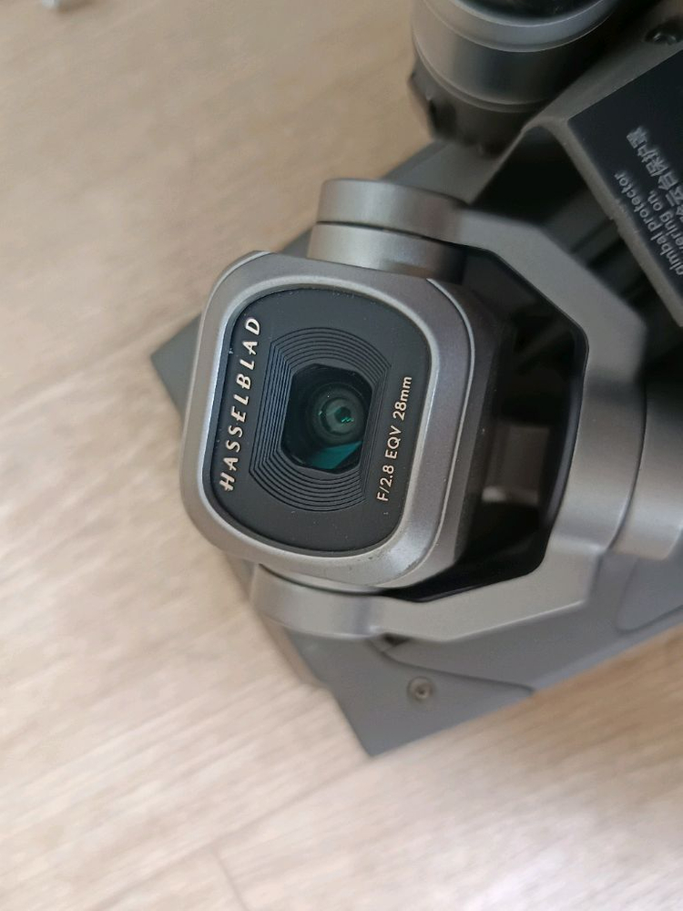 DJI Mavic 2 Pro 드론 이미지