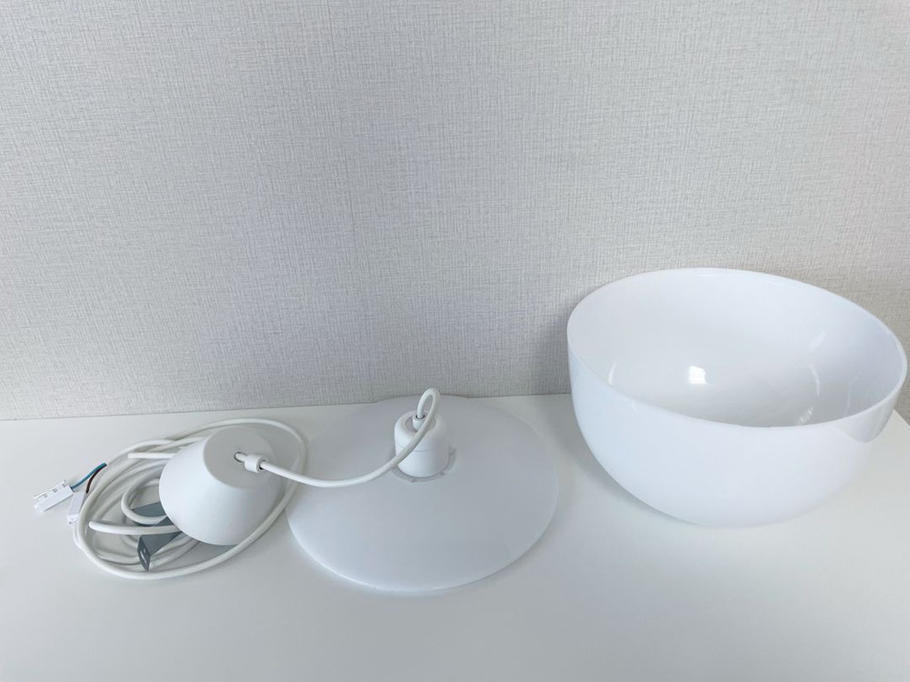 팬던트 조명•전구•리모컨 세트 판매합니다.--4