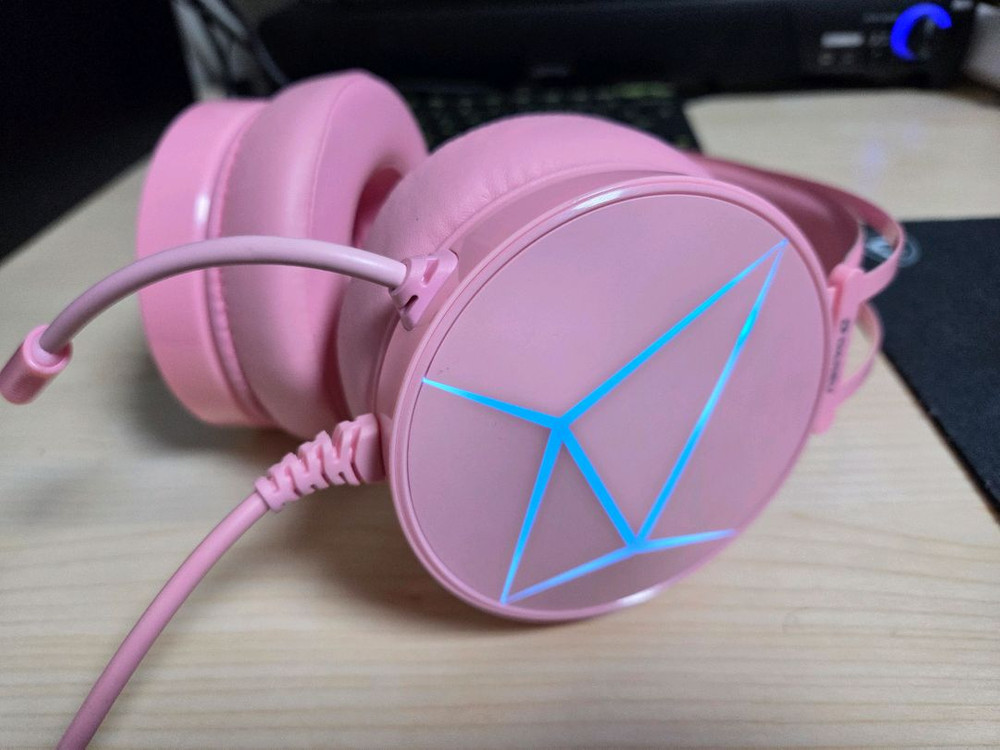 다얼유(DAREU) EH722 USB 7.1채널 핑크 게이밍 헤드셋 헤드폰 5번 사용--1