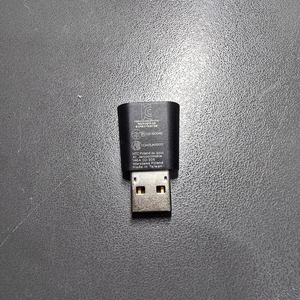 HTC VIVE 트래커 3.0 동글