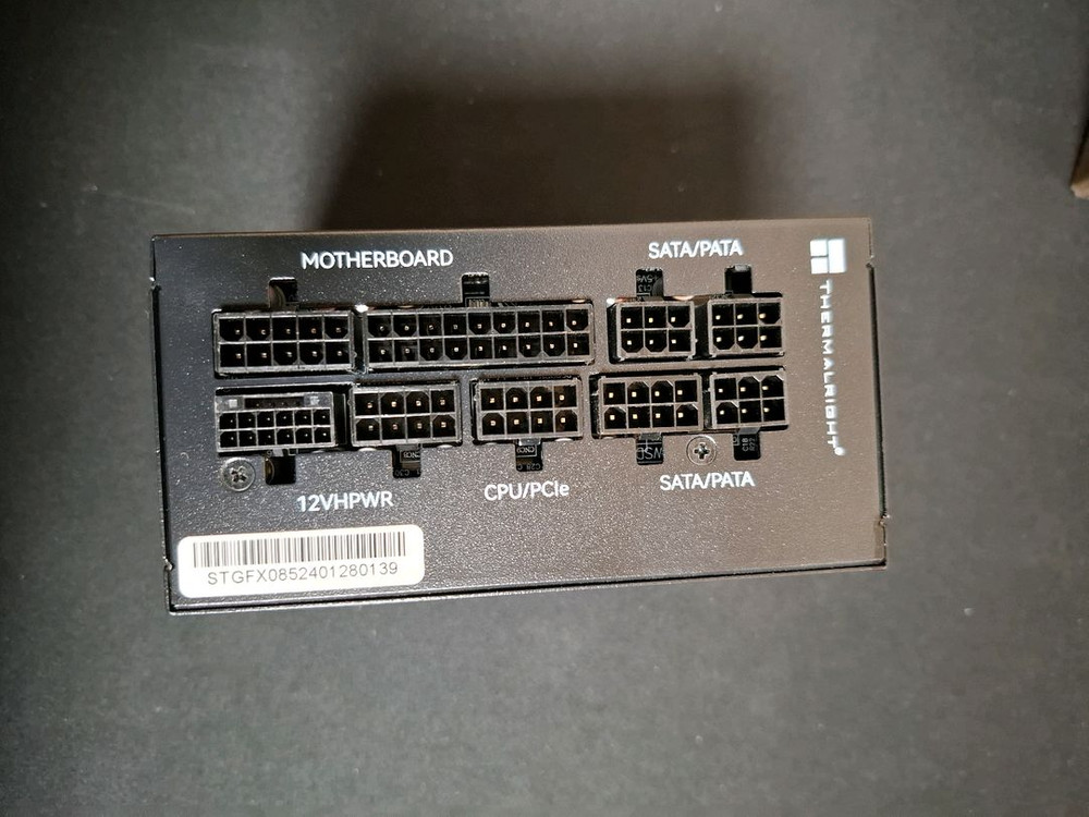 컴퓨터 파워 ITX 850W 써멀라이트 TR-TGFX850W--5