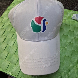 흰색 모자 새제품 택포 5000원