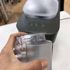 필립스 바리스티나 에스프레소 전자동 커피머신 블랙 / 가정용 자동 추출