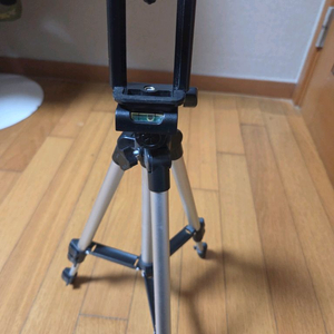 휴대폰 삼각대 거치대