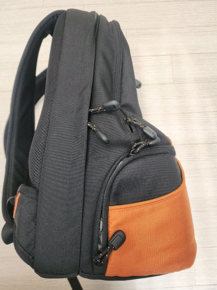 로우프로 백팩 카메라 가방 판매합니다--2