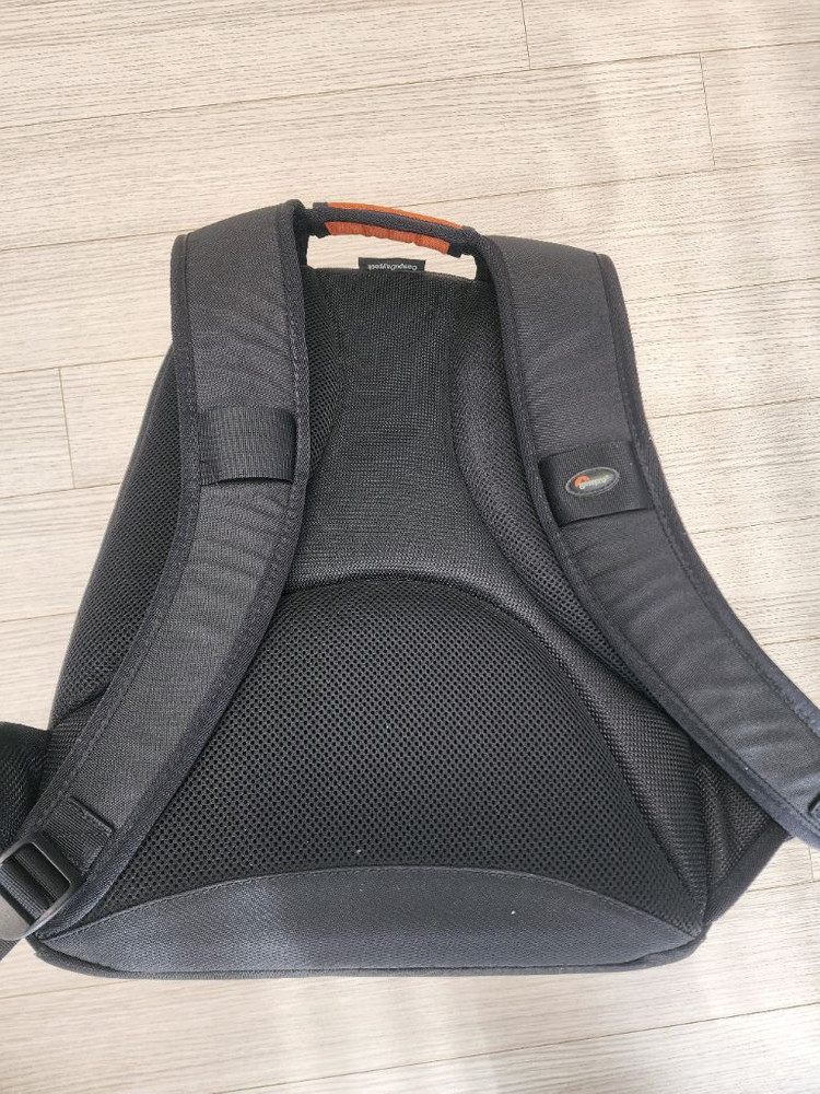 로우프로 백팩 카메라 가방 판매합니다--3