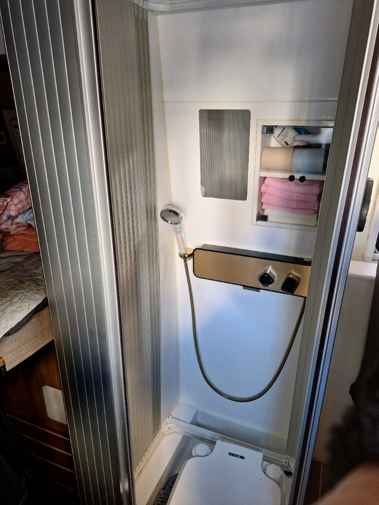 르노마스터캠핑카--3