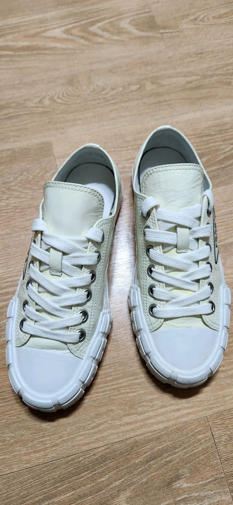 37/240 프라다신발 개버딘 프라다운동화 스니커즈 이미지