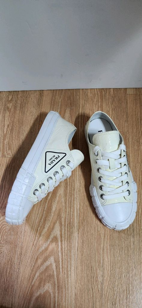 37/240 프라다신발 개버딘 프라다운동화 스니커즈 이미지