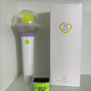 아이유 응원봉 아이크 ver.3 + 골든아워 암밴드 이미지