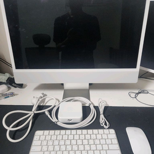 상태 좋은 아이맥 팝니다(키보드,마우스 포함)