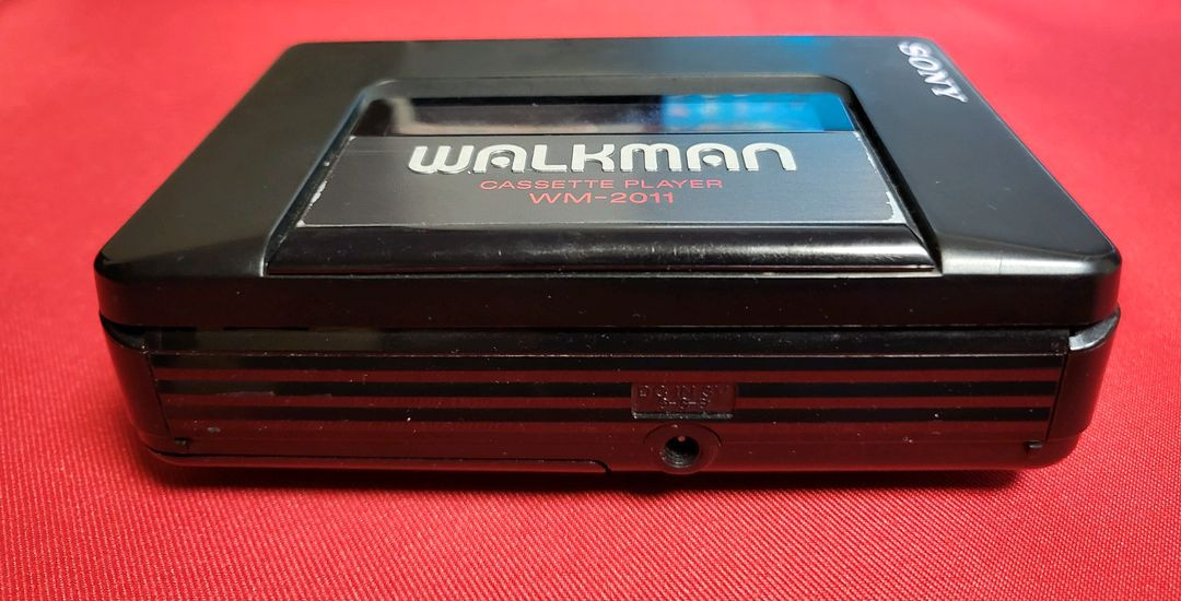 소니 빈티지 워크맨 WM-2011 블랙 정상작동품--5