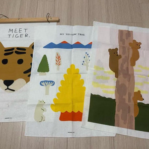 웜그레이테일 패브릭 포스터 3종+우드스틱 포함