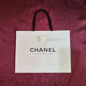[정품]샤넬 쇼핑백+까멜리아 SET,샤넬 쇼핑백,샤넬 까멜리아,샤넬 가방,샤넬 지갑,샤넬 박스,샤넬 리본,샤넬