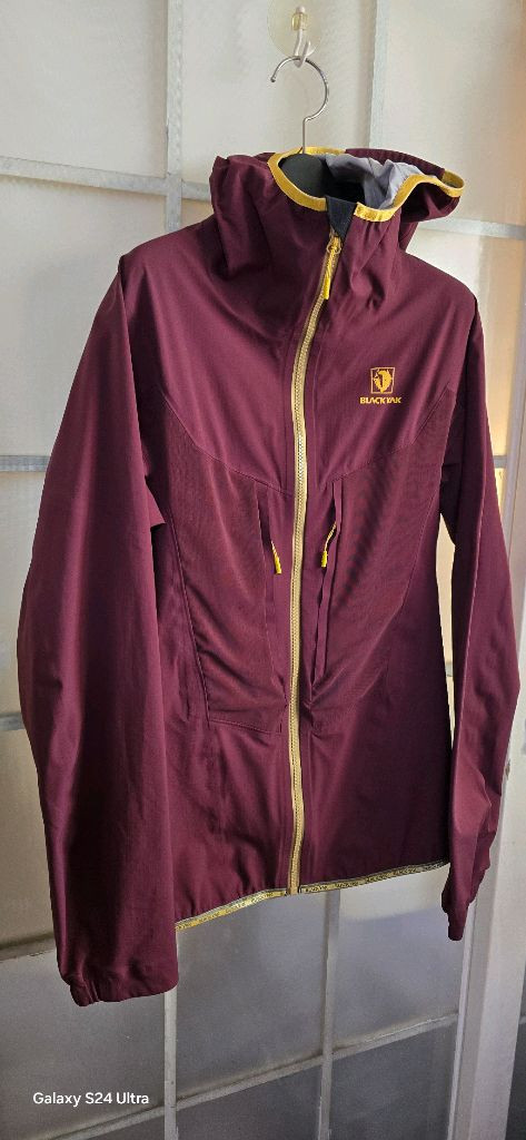 여.85-90) 블랙야크 여성 등산 자켓 / 여성 아웃도어 방수 자켓,트레킹--8