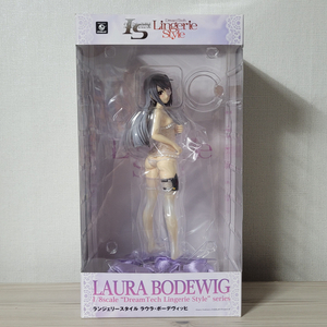 IS 인피니트 스트라토스 라우라 보디비히