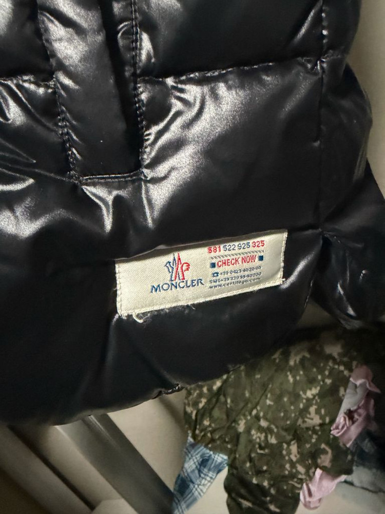 몽클레어 패딩 조끼--1