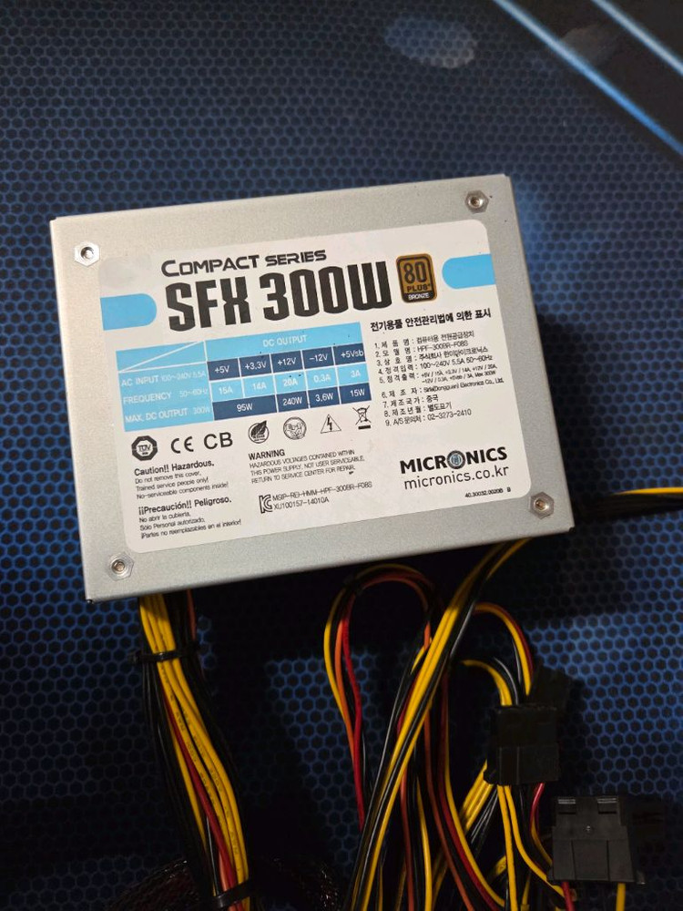 마이크로닉스 Compact SFX 300W 80PLUS--4