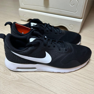 [280] 나이키 에어맥스 타바스 검흰