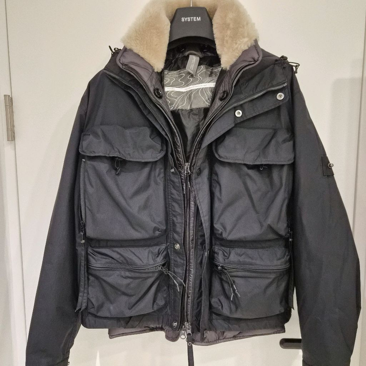 series 시리즈 언어펙티드 FISHERMAN SHORT DOWN--2