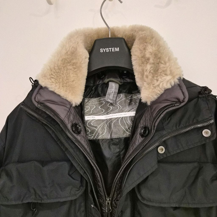 series 시리즈 언어펙티드 FISHERMAN SHORT DOWN--3