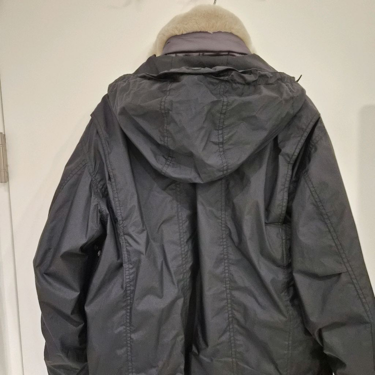 series 시리즈 언어펙티드 FISHERMAN SHORT DOWN--5