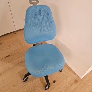 comf pro 아동용 의자 이미지