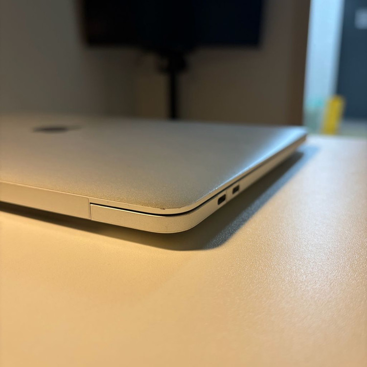 맥북프로 M1 8/256 판매합니다 이미지