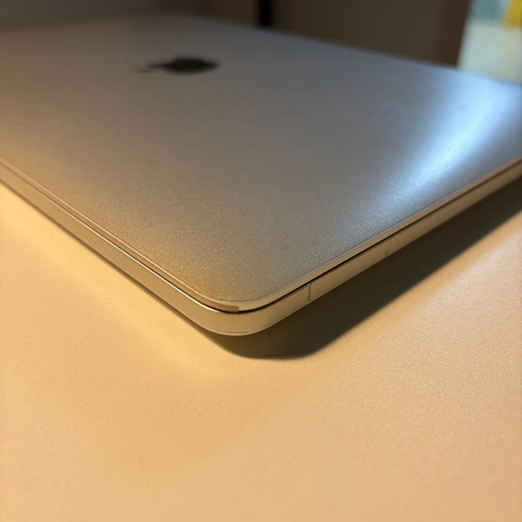 맥북프로 M1 8/256 판매합니다 이미지