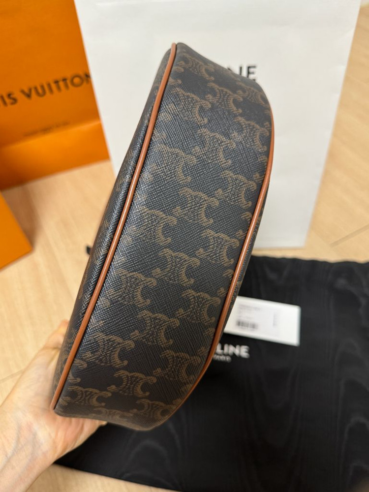 셀린느 아바백 트리옹프 캔버스--3