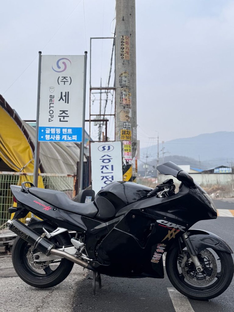 혼다 CBR1000XX 이미지