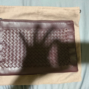 보테가 크러치 스마트폰 교신