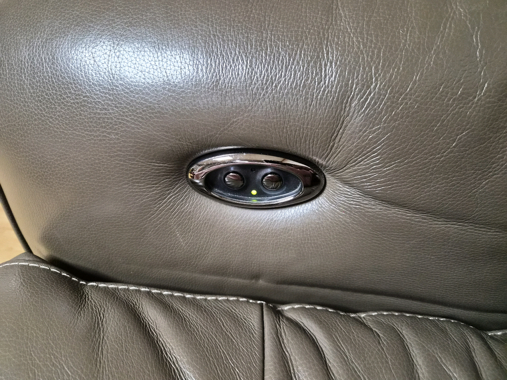 4인용 브라운 가죽 리클라이너 소파(상태 매우좋음)--5