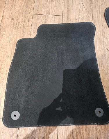 아우디 A5 순정 매트--1