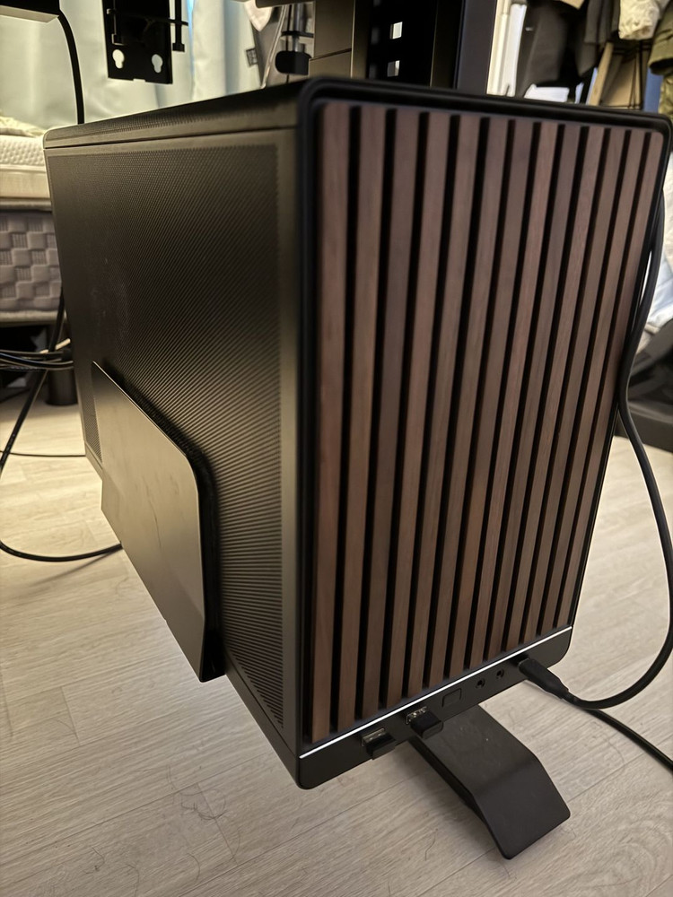 14600kf 5070 12gb 64gb 고성능 작업,게이밍 미니타워pc 팝니다. 이미지