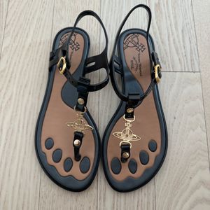 비비안웨스트우드x멜리사 샌들 새상품 220사이즈