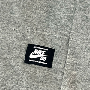 나이키SB 후드집업