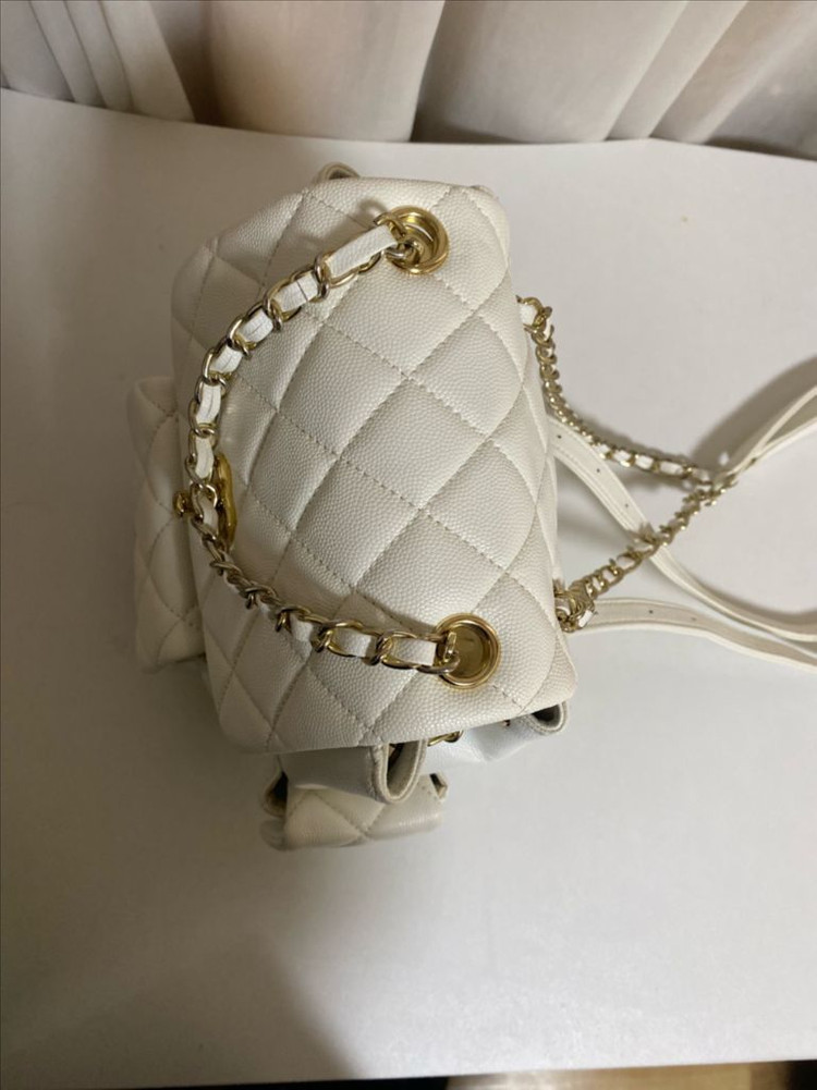 백 가방 백팩 화이트 금장 골드 스트랩 포켓 미니--2