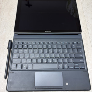삼성전자 갤럭시북 10.6 코어M3 7세대 LTE 128GB (정품)