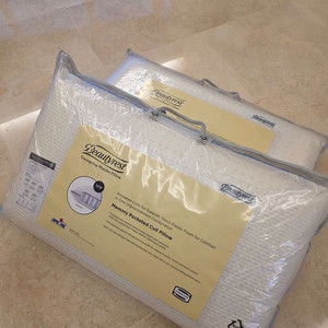 시몬스 뷰티레스트 비스코 스프링 베개