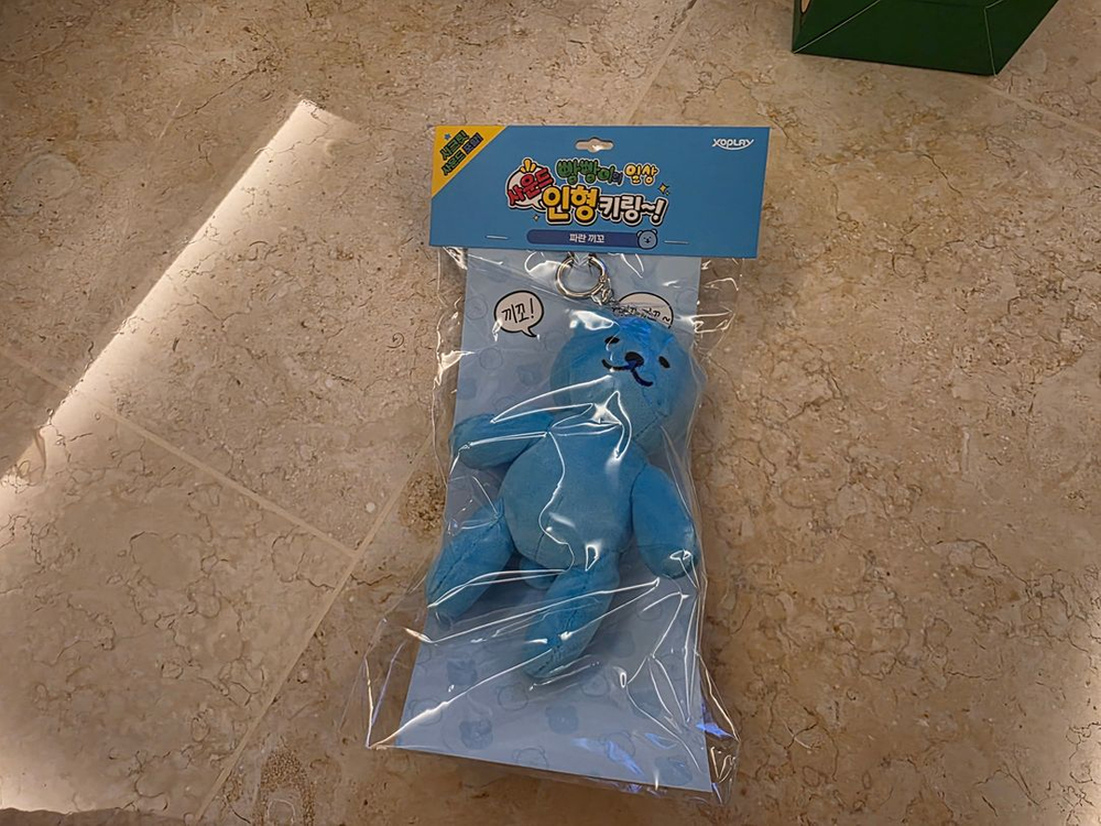 빵빵이 팝업스토어 굿즈 팝니다 (마이크, 인형, 로봇)--4