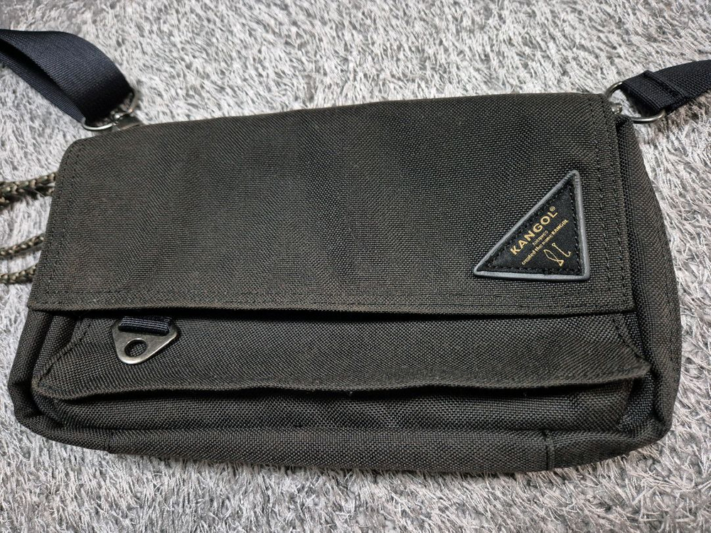 캉골 크로스백 이미지